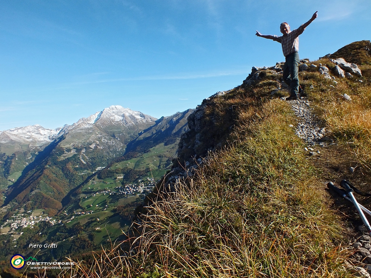 21 Al Passo Brassamonti il sole !.JPG